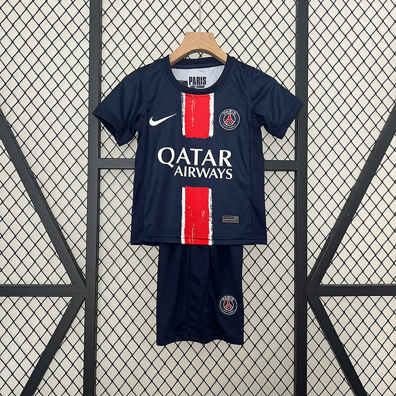 PSG Casa 24/25 - Bambino (pantaloncini inclusi)