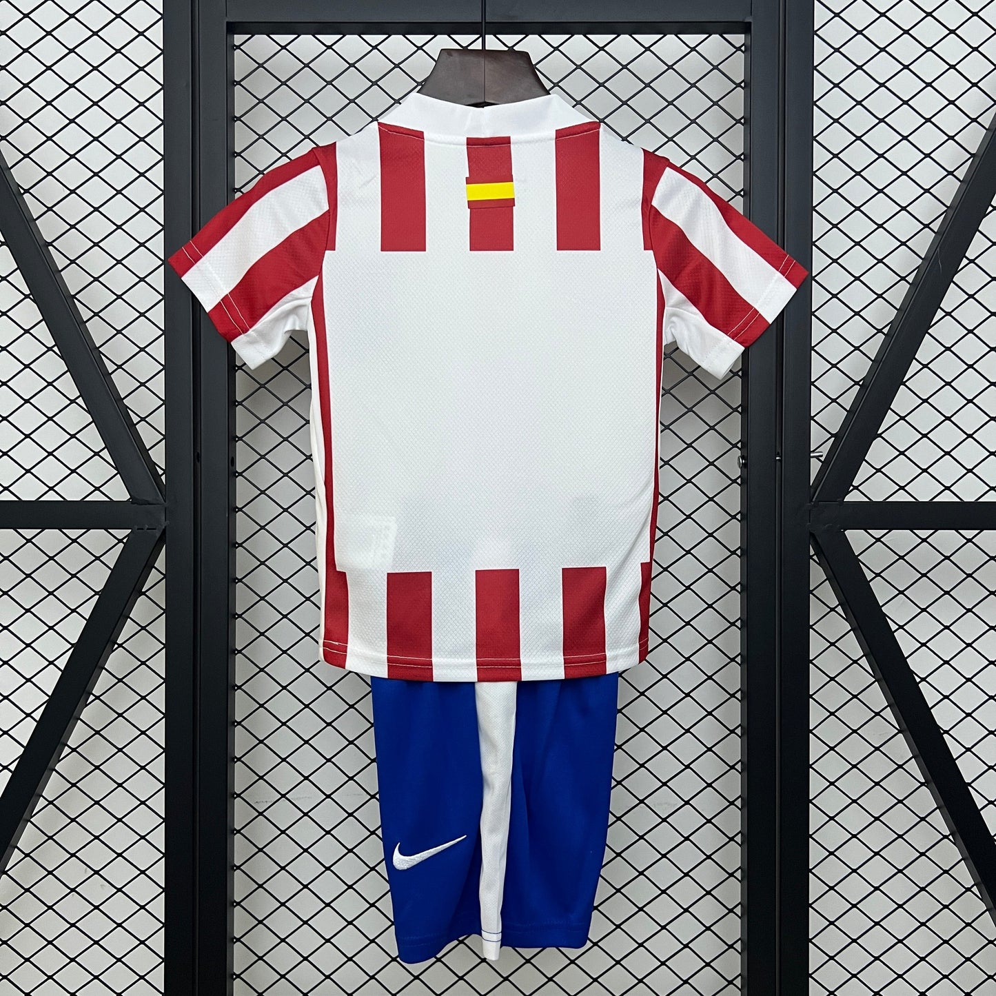 Atletico Madrid Casa 25/26 - Bambino (pantaloncini inclusi)